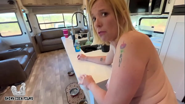 Uh Oh! My Stepmom Fell On My Cock!! Jane Cane