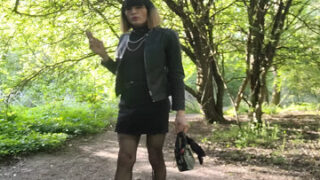 Vanessa Bitchx In Show Off Your Mini Skirt In Jeans, Open Cul On A Parking Paris Chiennetrvprod91